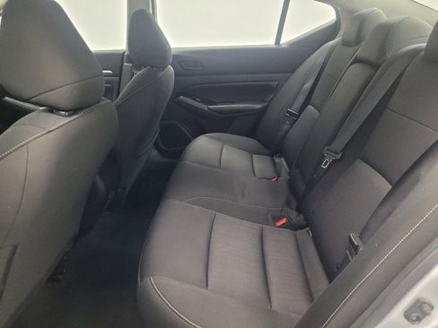 Used 2023 Nissan Altima 2.5 SV image 18