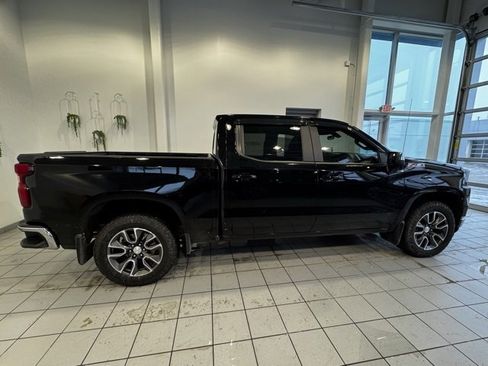 Used 2021 Chevrolet Silverado 1500 LT w/ All Star Edition Plus image 35