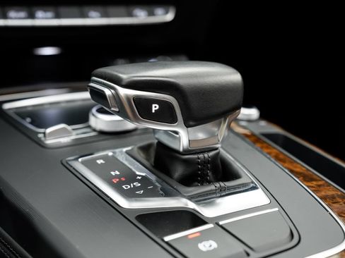 Used 2018 Audi Q5 Prestige w/ Prestige Package AWD/4WD image 20
