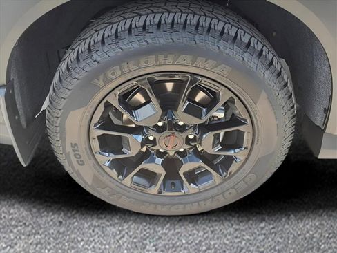 New 2025 Nissan Armada PRO-4X w/ Pro-4X Premium Package image 8