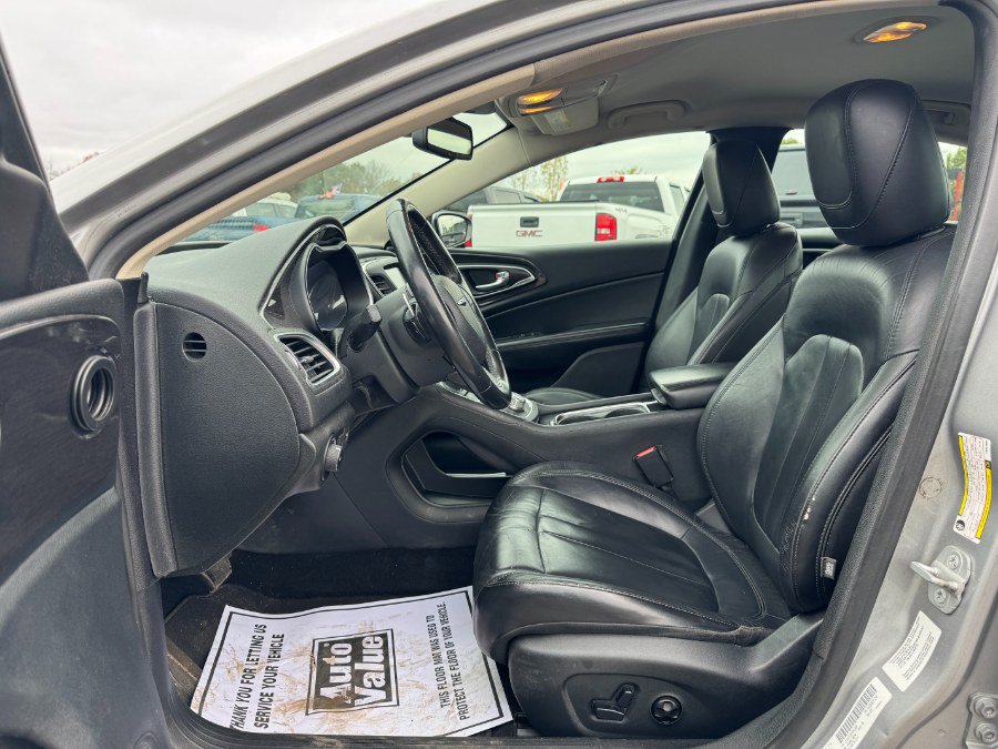 Used 2015 Chrysler 200 C w/ Navigation & Sound Group I FWD image 15