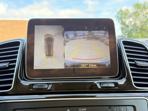 Used 2019 Mercedes-Benz GLS 450 4MATIC image 36