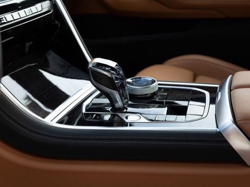 Used 2025 BMW M850i xDrive image 11