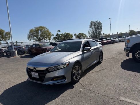 Used 2018 Honda Accord EX image 1