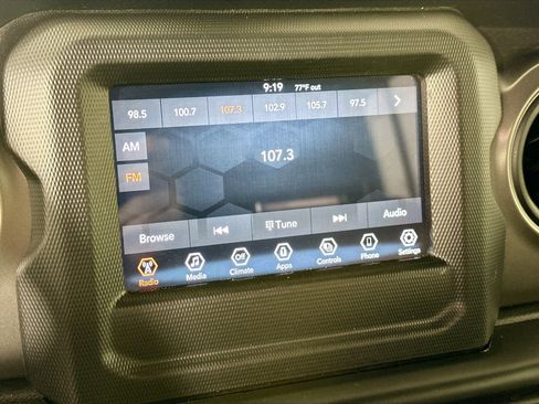 Used 2022 Jeep Wrangler Unlimited Sport AWD/4WD image 22