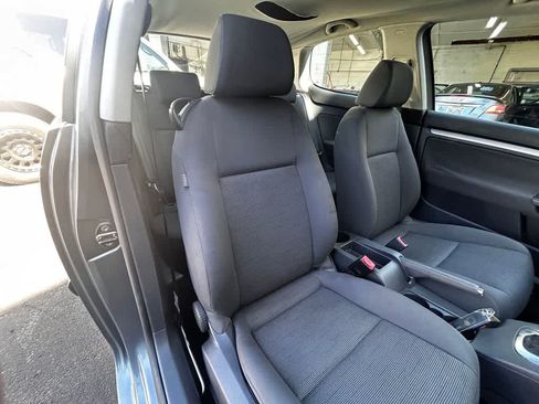 Used 2009 Volkswagen Rabbit S FWD image 14
