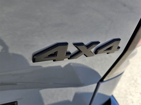 New 2026 Nissan Frontier SV w/ All-Weather Content Package image 8