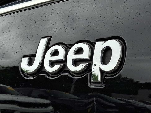 Used 2021 Jeep Grand Cherokee L Limited AWD/4WD image 35