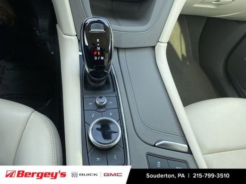 Used 2023 Cadillac XT5 Premium Luxury image 18