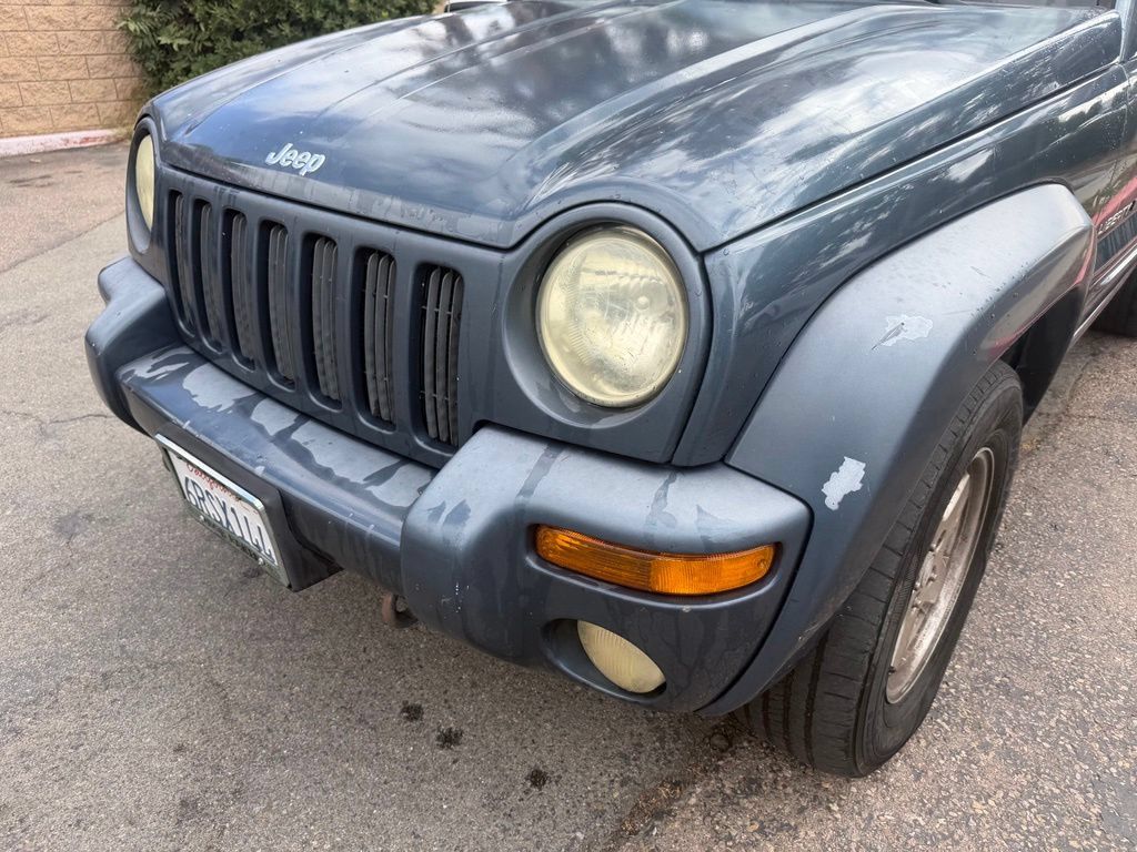 Used 2002 Jeep Liberty Limited AWD/4WD image 5