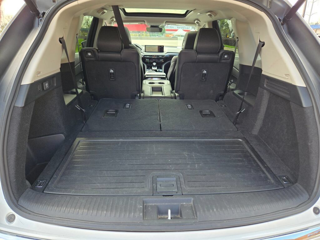 Used 2023 Acura MDX w/ Technology Package AWD/4WD image 20