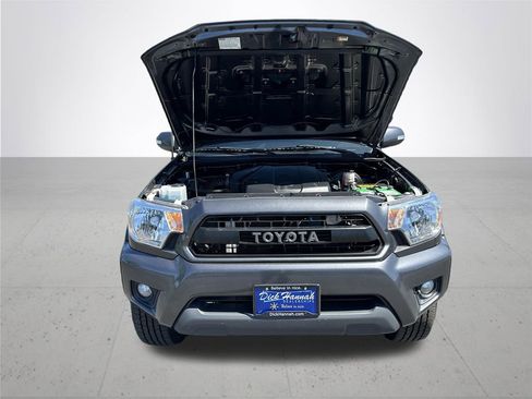 Used 2015 Toyota Tacoma 4x4 Double Cab image 4