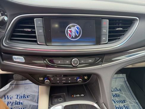 Used 2023 Buick Enclave Essence w/ Experience Buick Package image 18