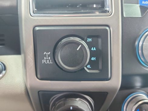 Used 2020 Ford F150 Limited w/ Trailer Tow Package AWD/4WD image 30