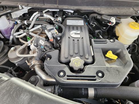 New 2026 RAM 2500 Limited image 24