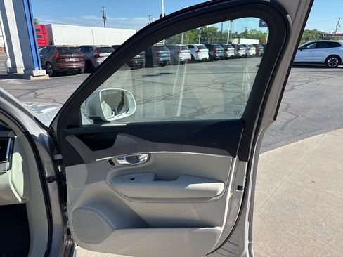 Used 2024 Volvo XC90 B5 Plus w/ Protection Package Premier AWD/4WD image 33