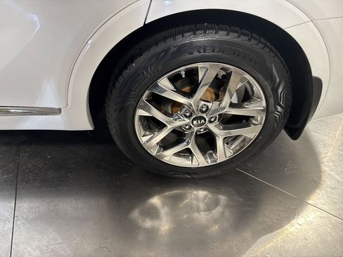 Used 2019 Kia Sorento SX image 15