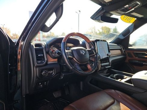 Used 2019 RAM 1500 Limited image 33