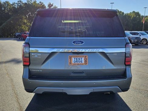 Used 2019 Ford Expedition Limited w/ Special Edition Package RWD image 10