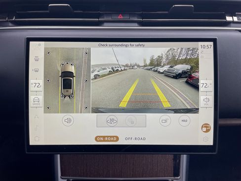 Certified 2025 Land Rover Range Rover SE image 28