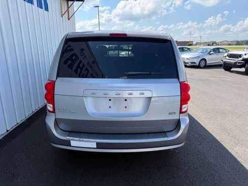 Used 2014 Dodge Grand Caravan SE w/ Quick Order Package 29E SE FWD image 7