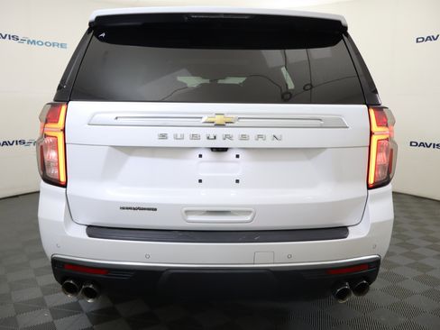 Used 2021 Chevrolet Suburban High Country w/ Premium Package image 7