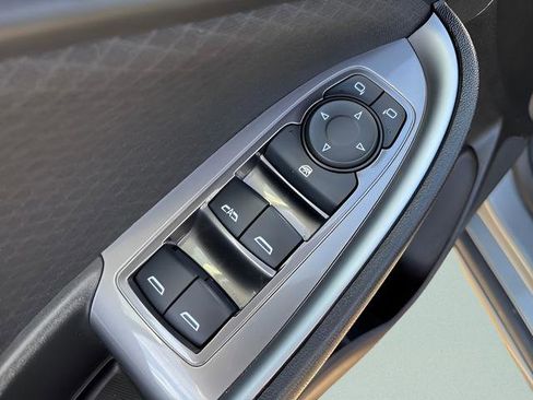 Used 2024 Chevrolet Malibu LT w/ Sport Edition FWD image 15