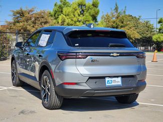 New 2026 Chevrolet Equinox EV LT video 3