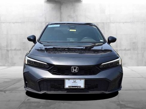Used 2025 Honda Civic Sport image 4