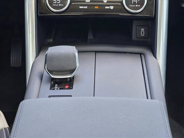 Certified 2026 Land Rover Discovery S AWD/4WD image 12