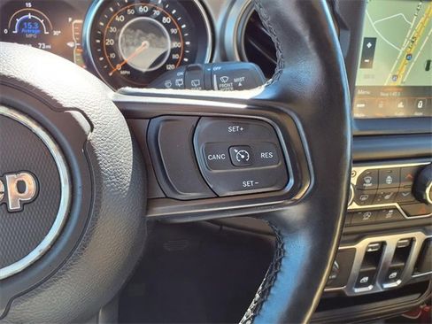 Used 2021 Jeep Wrangler Willys image 24