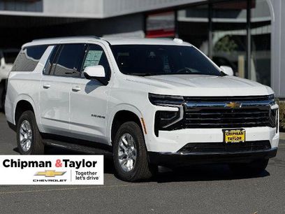 New 2026 Chevrolet Suburban LT w/ Comfort Package