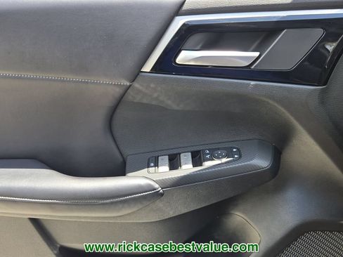 Used 2023 Mitsubishi Outlander SE FWD image 33