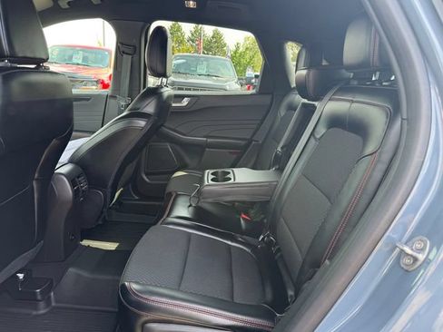 Used 2023 Ford Escape ST-Line w/ Tech Pack #1 AWD/4WD image 10