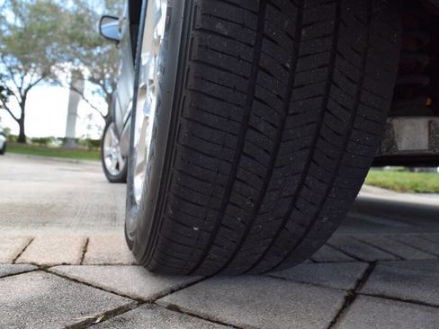 Used 2011 Volvo XC70 3.2 w/ Premium Pkg image 85