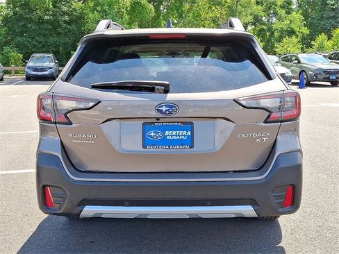 Used 2021 Subaru Outback Limited XT image 5