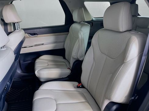 Used 2021 Hyundai Palisade SEL w/ Premium Package FWD image 31