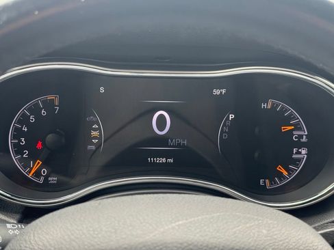Used 2018 Jeep Grand Cherokee Altitude AWD/4WD image 31