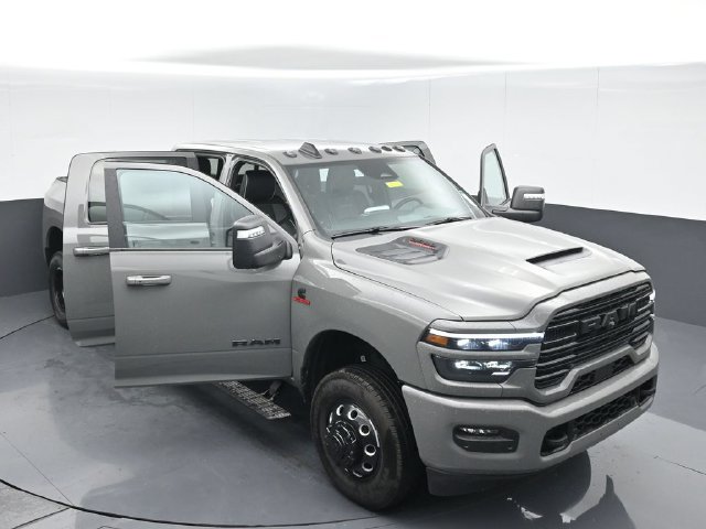New 2026 RAM 3500 Laramie AWD/4WD image 55