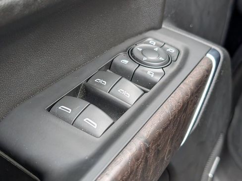 Used 2022 GMC Sierra 1500 Denali w/ Denali Reserve Package image 27