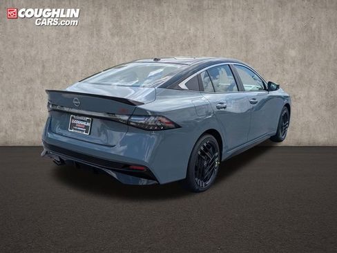 New 2026 Nissan Sentra SR FWD image 8