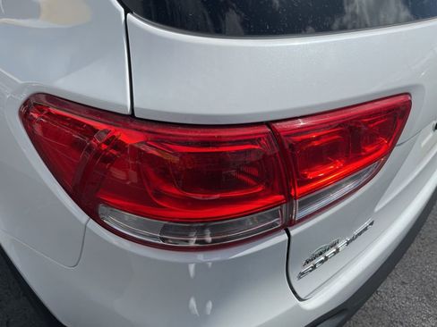 Used 2017 Kia Sorento LX w/ LX Convenience Package AWD/4WD image 20