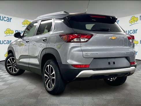 Used 2025 Chevrolet TrailBlazer LT image 4