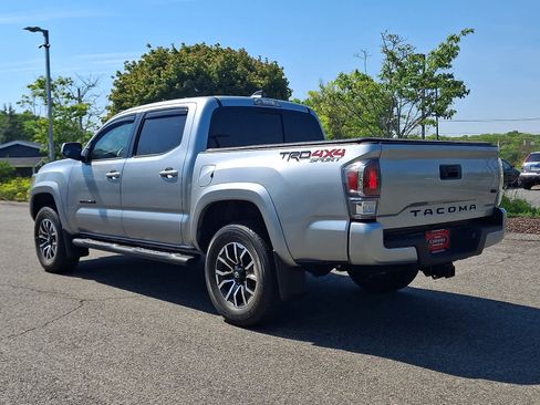Certified 2023 Toyota Tacoma TRD Sport AWD/4WD image 7