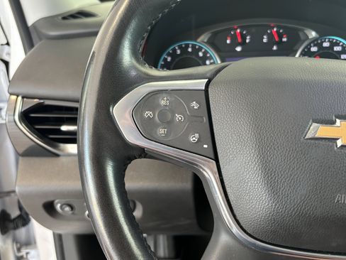 Used 2021 Chevrolet Traverse High Country w/ LPO, 'HIT The Road' Package AWD/4WD image 11