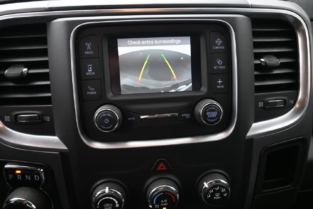 Used 2024 RAM 1500 Classic SLT AWD/4WD image 7
