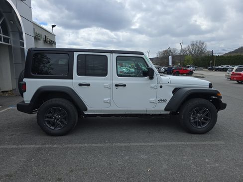 New 2026 Jeep Wrangler Unlimited Sport w/ Convenience Group AWD/4WD image 2