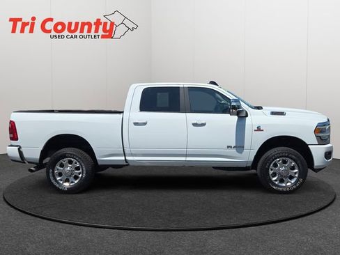 Used 2024 RAM 2500 Laramie AWD/4WD image 9