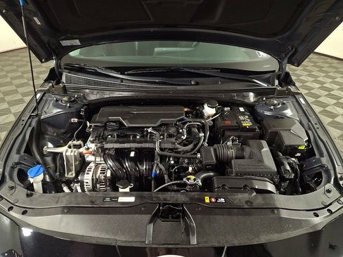Used 2024 Hyundai Elantra SEL w/ Convenience Package FWD image 28