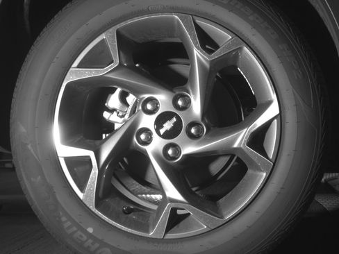 Used 2025 Chevrolet Trax LT w/ LT Convenience Package image 15